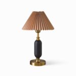 Classic Antique Table Lamp - Image 10