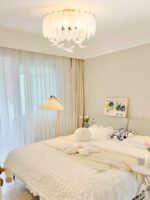 Glass Feather Ceiling Light - Image 2