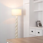 Yisi North Tower Floor Lamp - Image 6