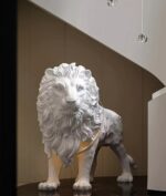 Leo Lion Sculpture Floor Lamp - Image 5