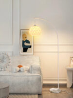 Linterna Arch Floor Lamp - Image 4