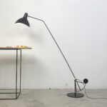 Mantis Arm Floor Lamp - Image 13