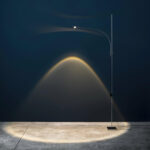 Metal Body Graceful Floor Lamp - Image 3