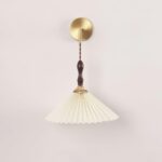 Pleated Wooden Wall Lamp - Image 4