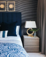 Ring Form Table Lamp - Image 15